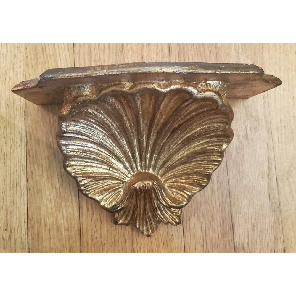Vtg Pair Gilt Carved Wood Scallop Shell Wall Shelves Corbels Hollywood Regency